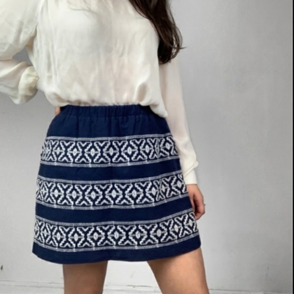 Madewell Blue and White Embroidered Skirt